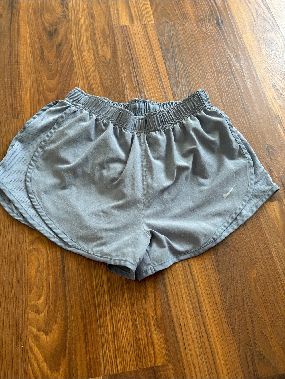 Nike Women’s Light Gray Athletic Shorts